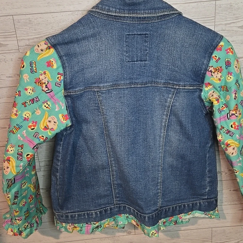 Levi's Kids Denim Jacket with Fun Patterned Sleeves Sz Medium 10-12yrs
